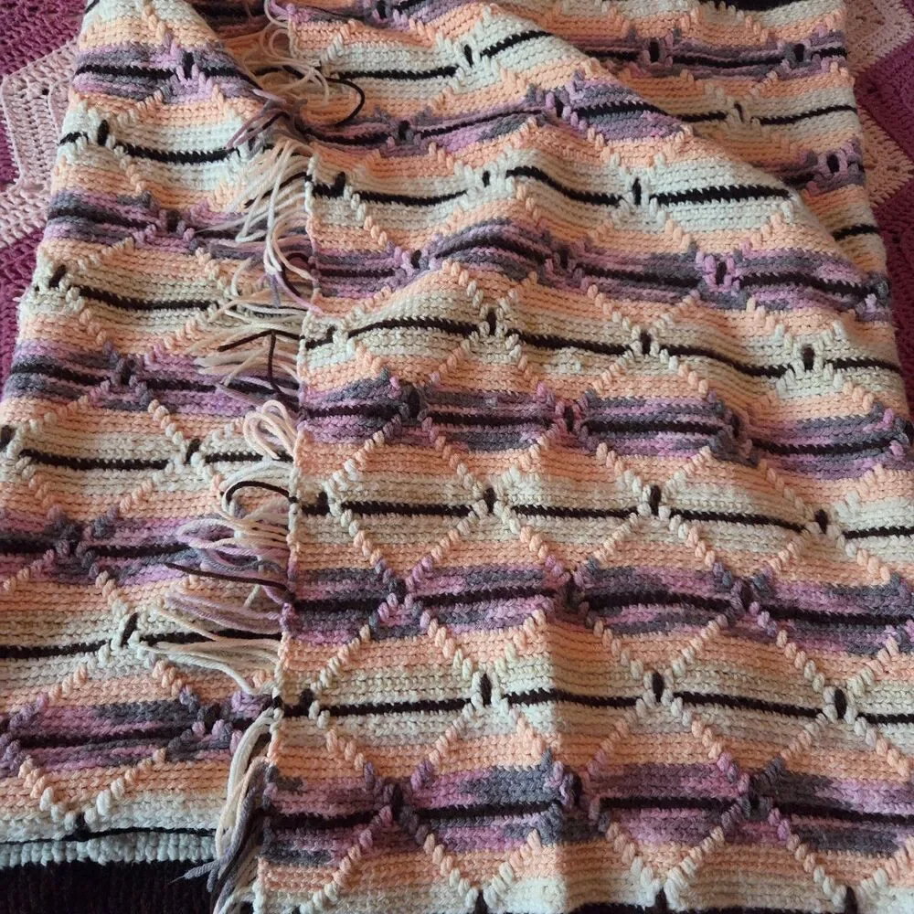 VTG Crochet Afghan Blanket Throw Pink Peach White Diamond